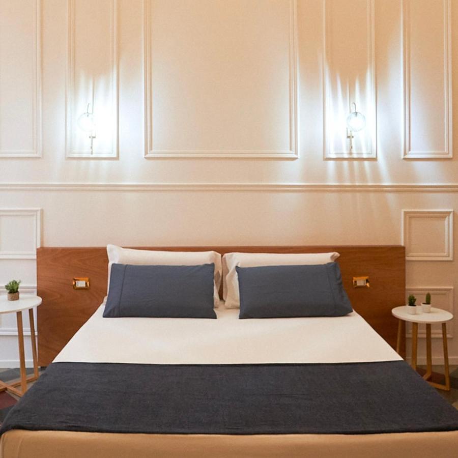 Toscano Palace Luxury Rooms Catania Exterior photo