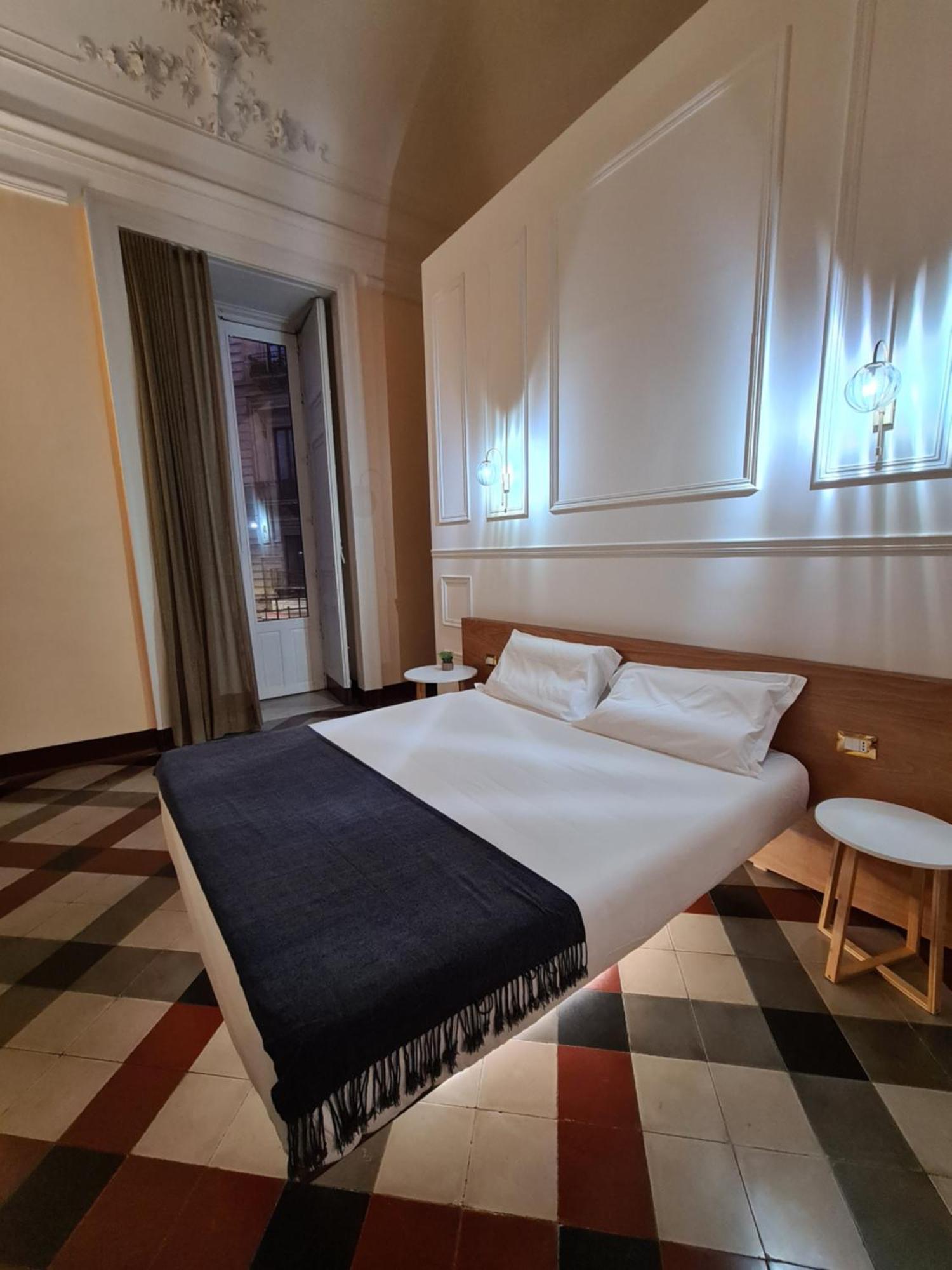 Toscano Palace Luxury Rooms Catania Exterior photo
